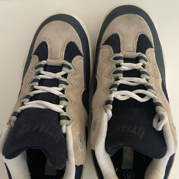 Boys / kids Utility  Sneakers in Black and Tan - Picture 10 of 12